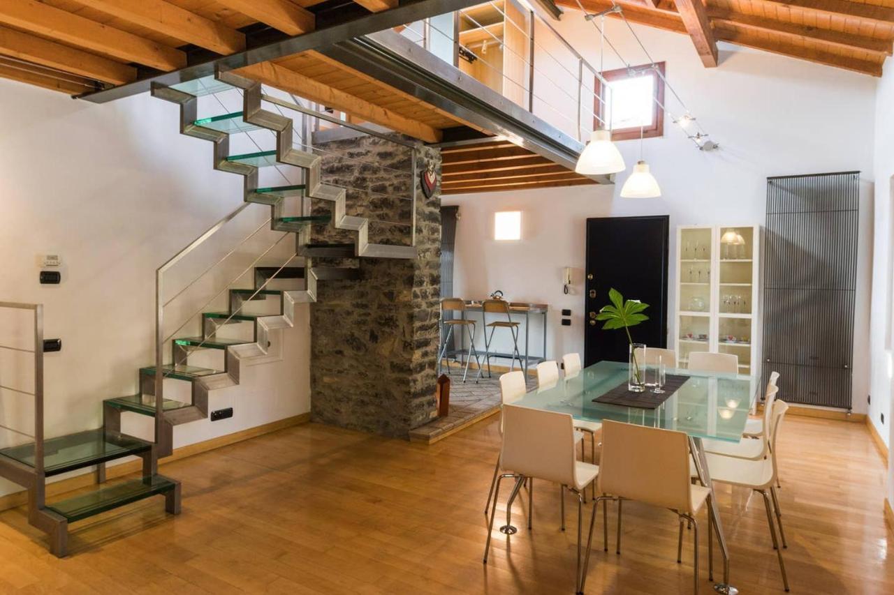 Joivy Scenic 2br With Balcony & Parking