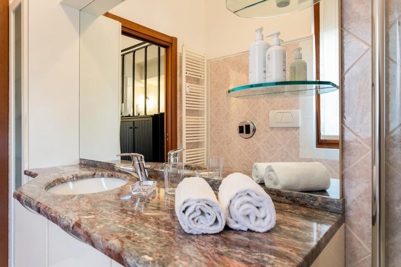 Santa Chiara By Myhomeincomo Apartment