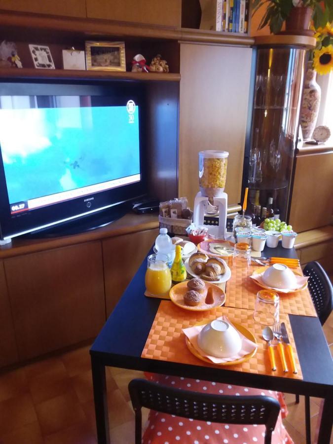 Orange House *