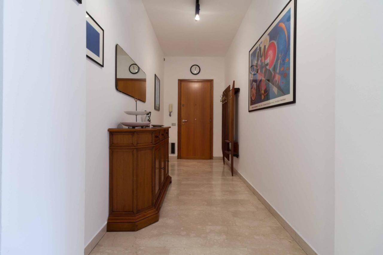 Manzoni Two-Bedroom Apartment - Solo Affitti Brevi Apartment *