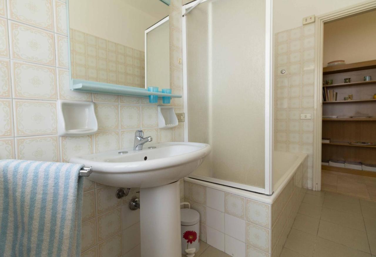 Manzoni Two-Bedroom Apartment - Solo Affitti Brevi