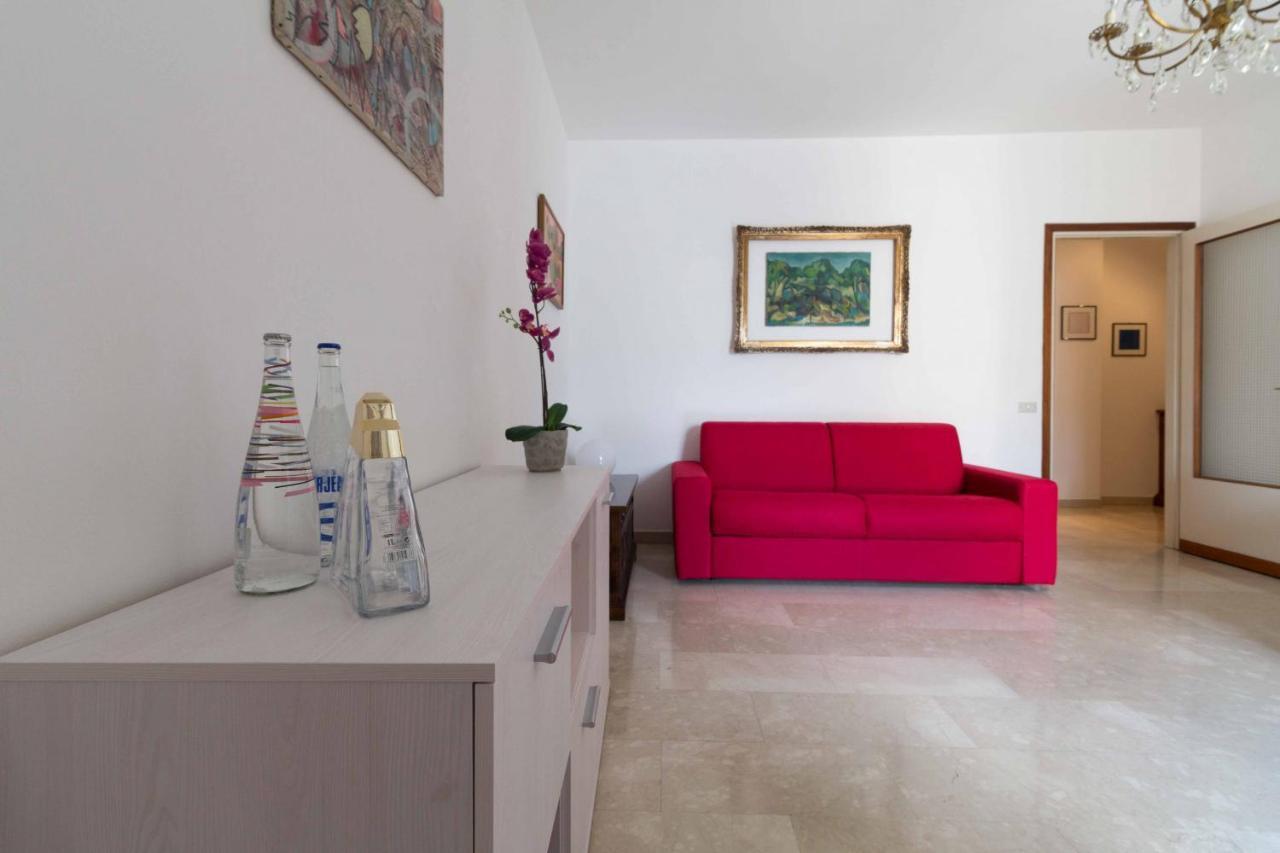 Manzoni Two-Bedroom Apartment - Solo Affitti Brevi