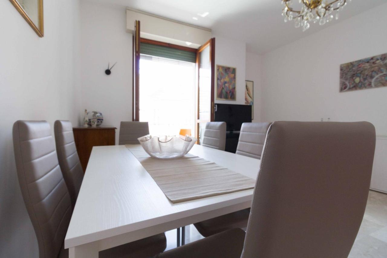 Manzoni Two-Bedroom Apartment - Solo Affitti Brevi *