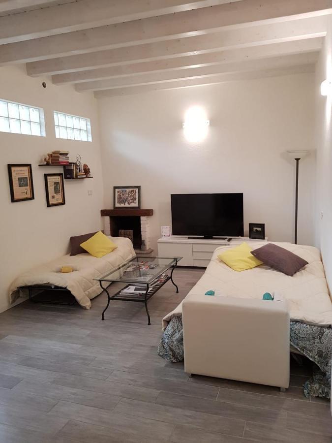 La Casa Degli Artisti Apartment *