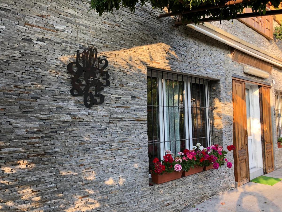 Al Cervo Tra I Laghi Bed & Breakfast Tavernerio