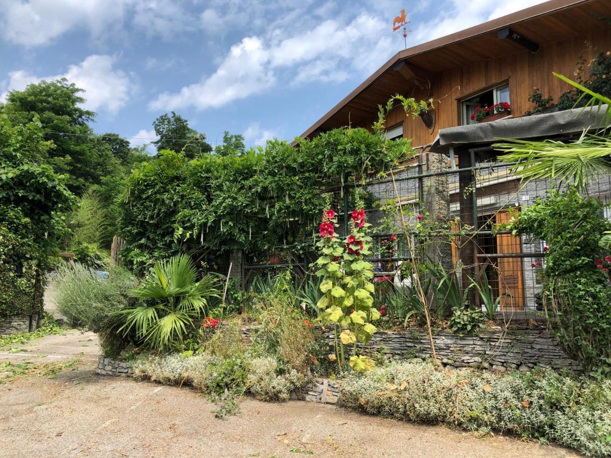 Al Cervo Tra I Laghi Bed & Breakfast