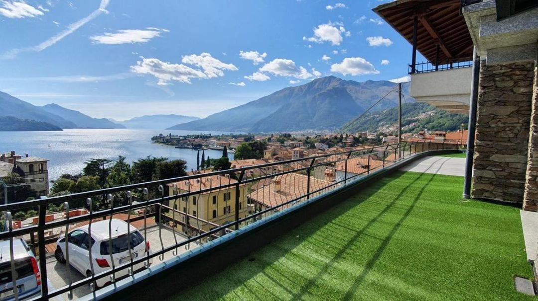 Panorama *