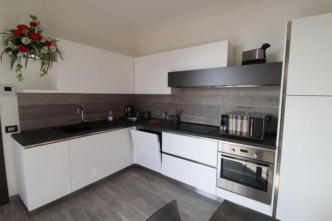 Panorama Apartment *