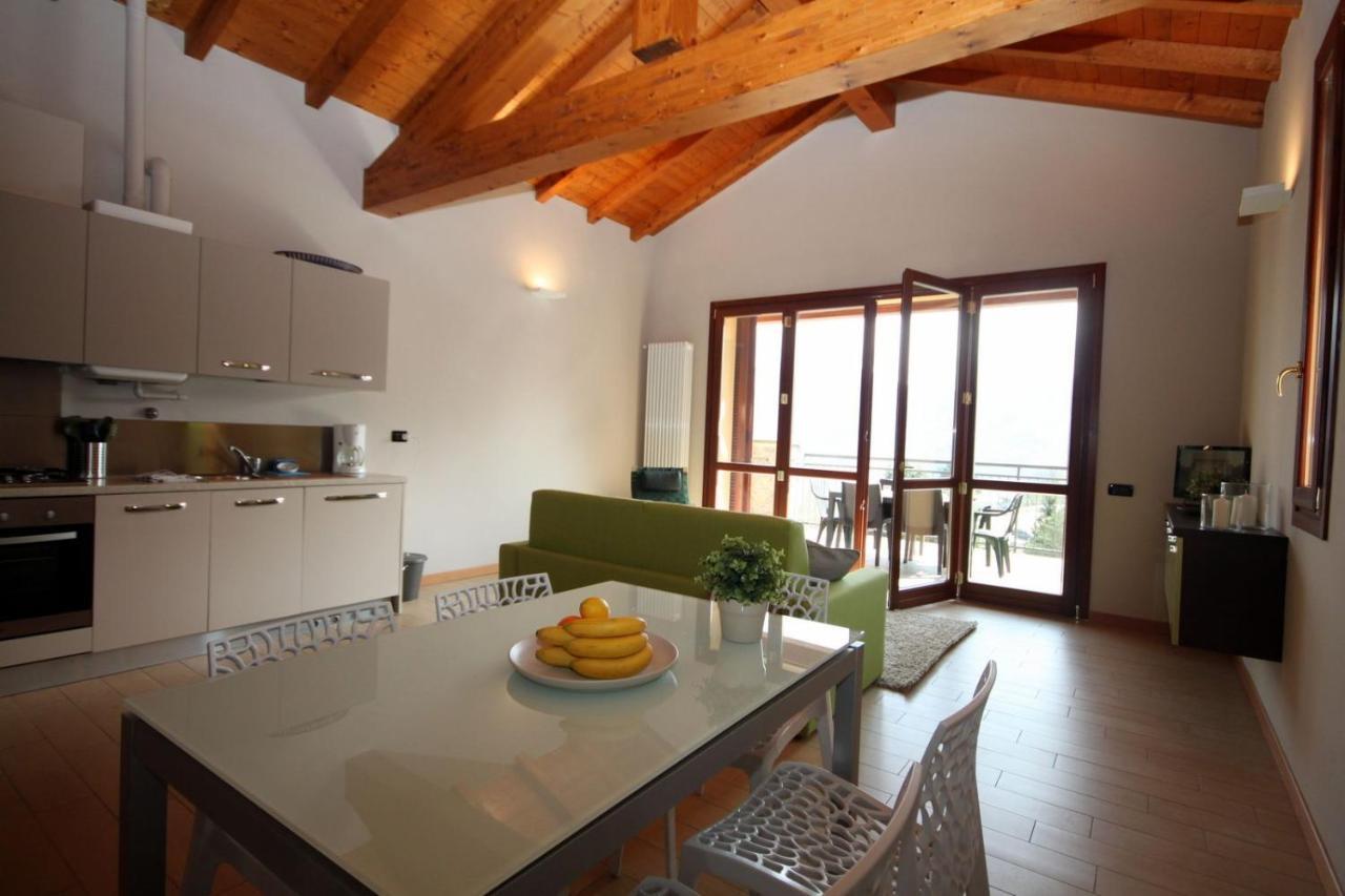Oleandro Balcony 5