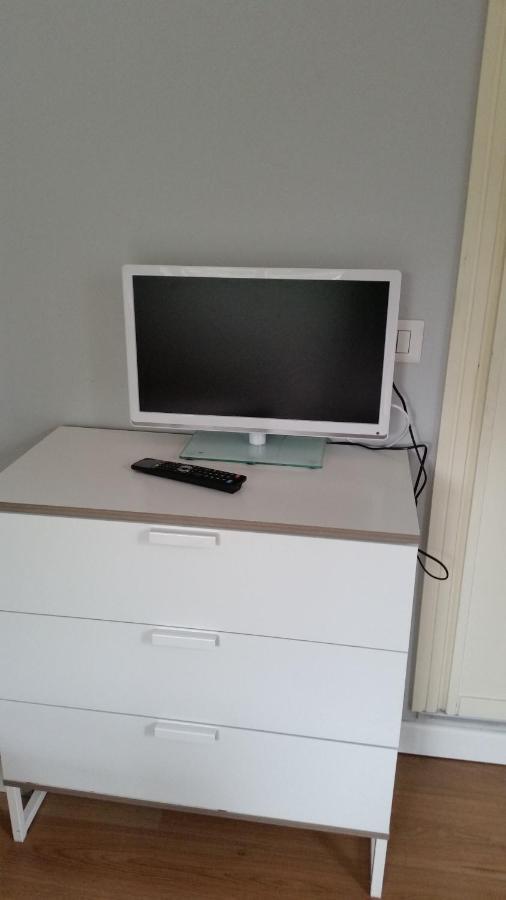 Gira Guest house Como