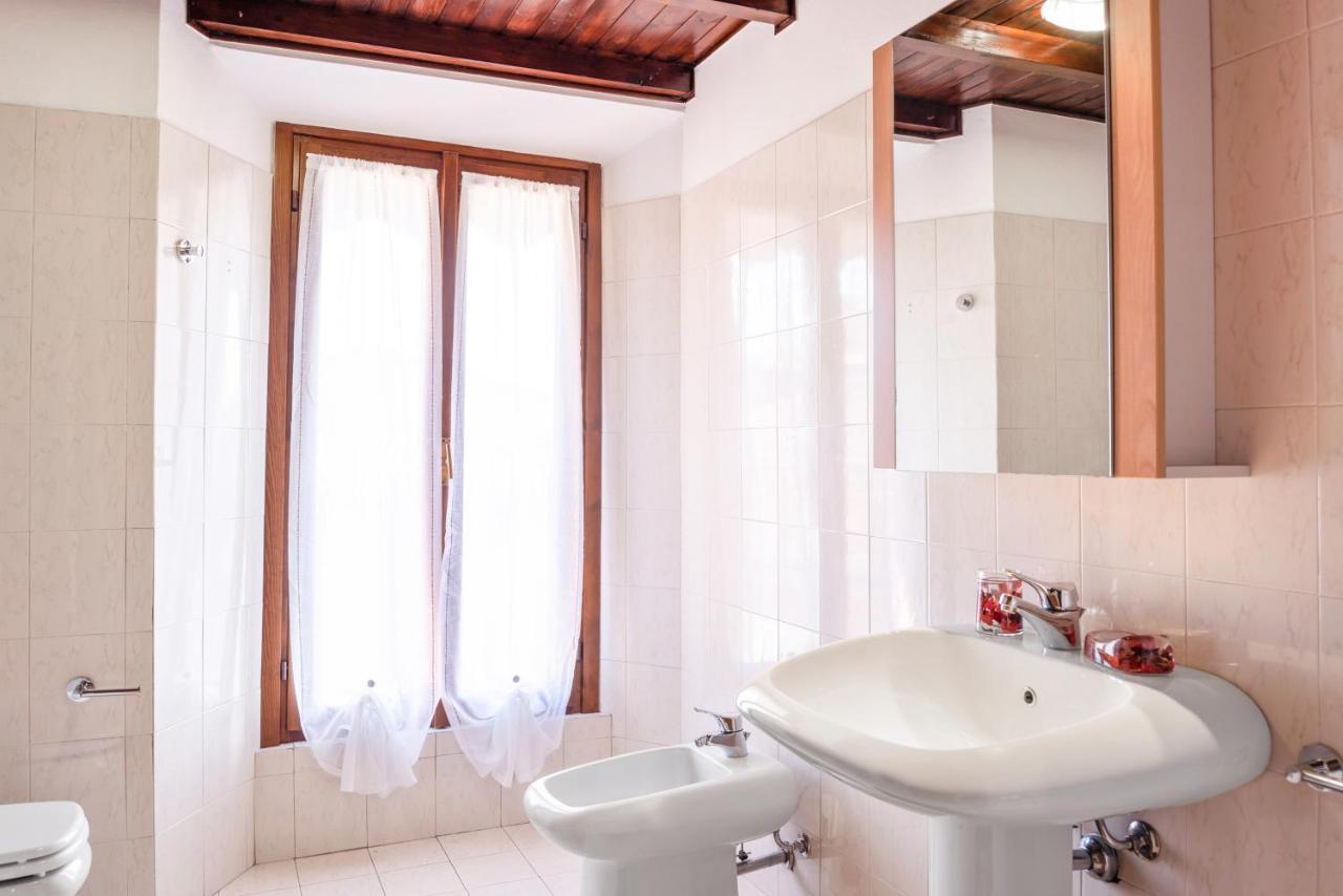 Apartment Le Tre Ninfee Di Pusiano! Free Parking *