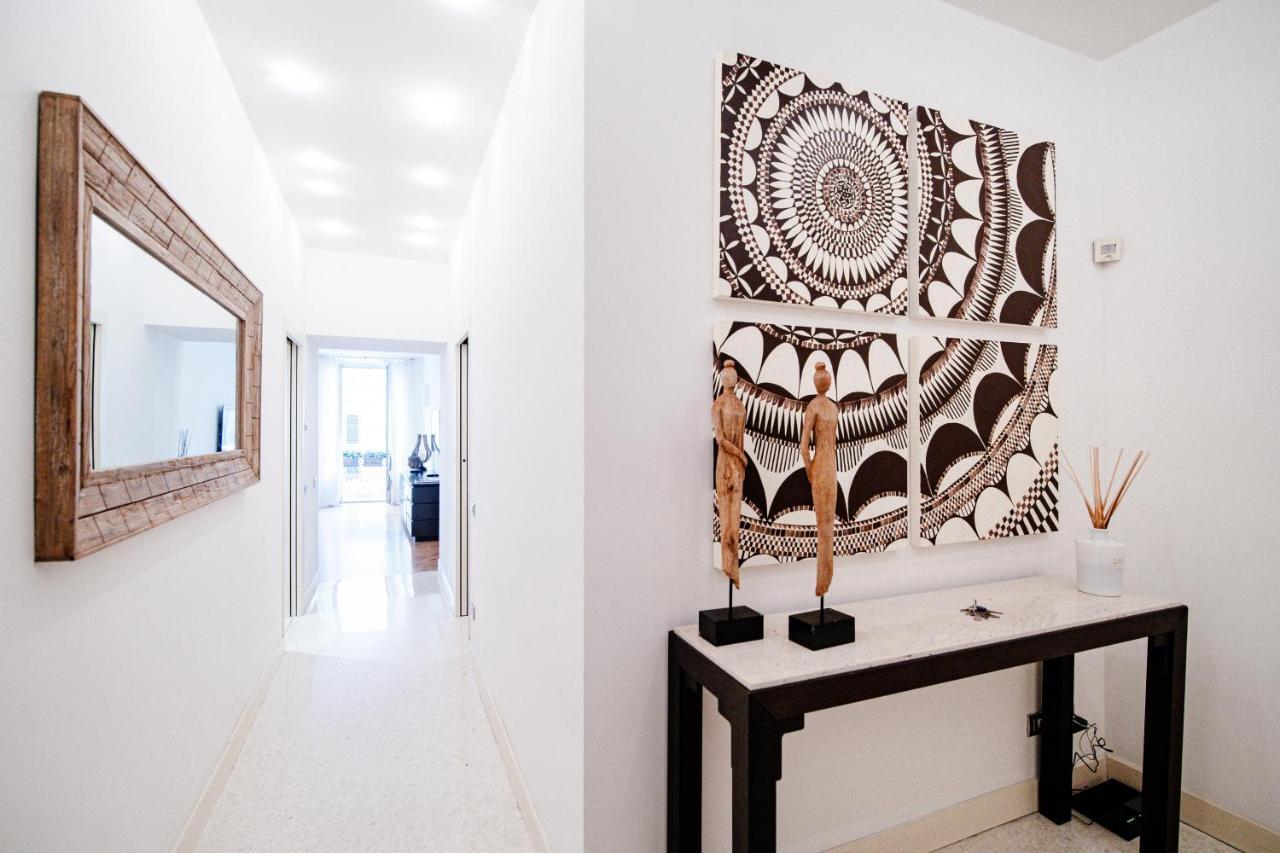Apartment La Finestra Sul Duomo - The House Of Travelers Como
