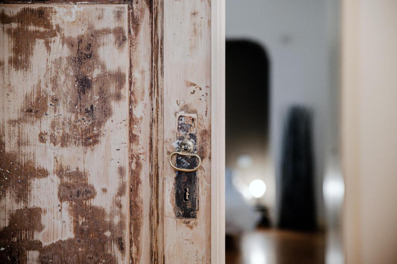 La Finestra Sul Duomo - The House Of Travelers Apartment *