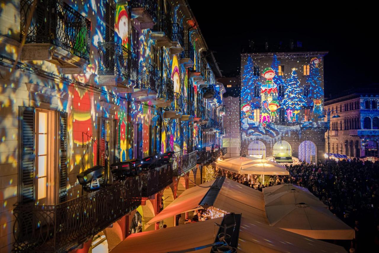 La Finestra Sul Duomo - The House Of Travelers Apartment