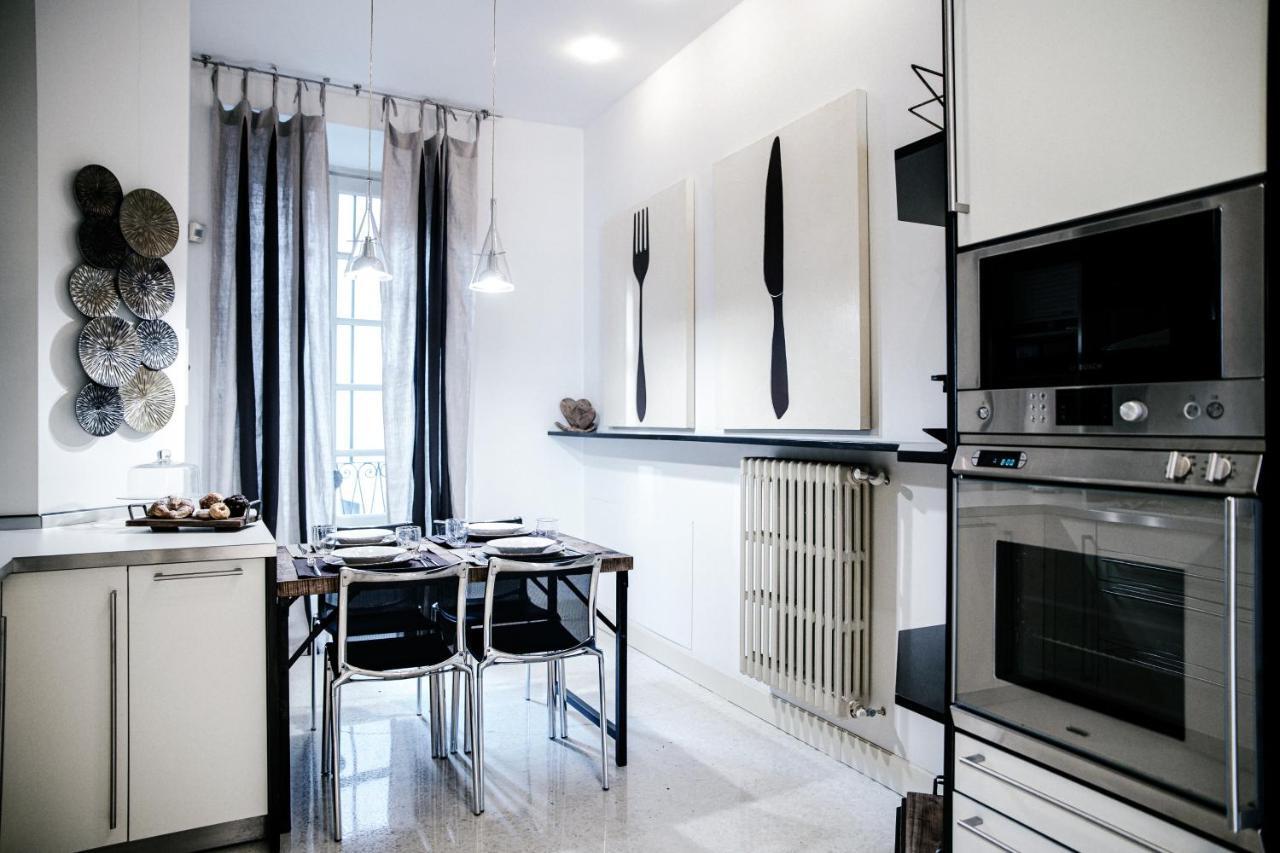 Apartment La Finestra Sul Duomo - The House Of Travelers Como