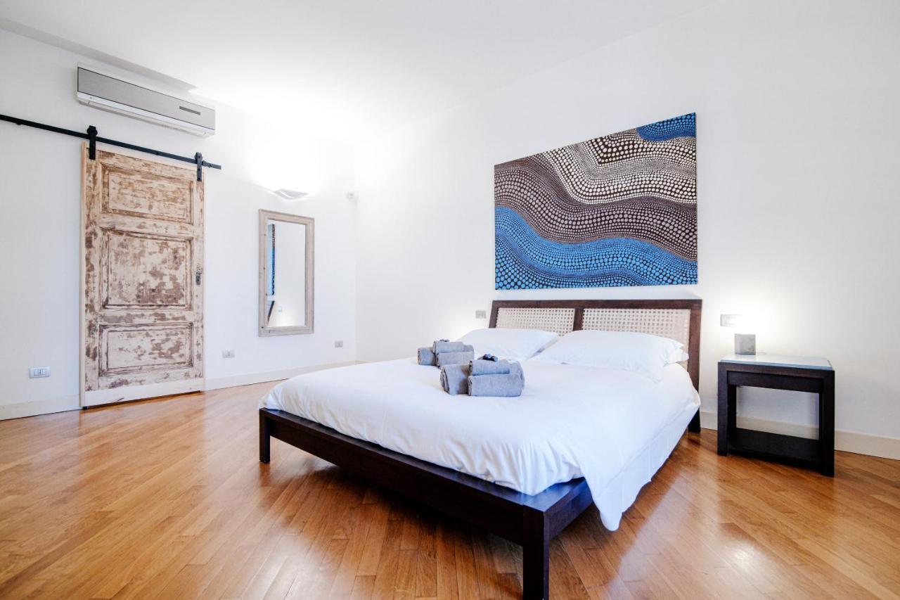 Apartment La Finestra Sul Duomo - The House Of Travelers Como