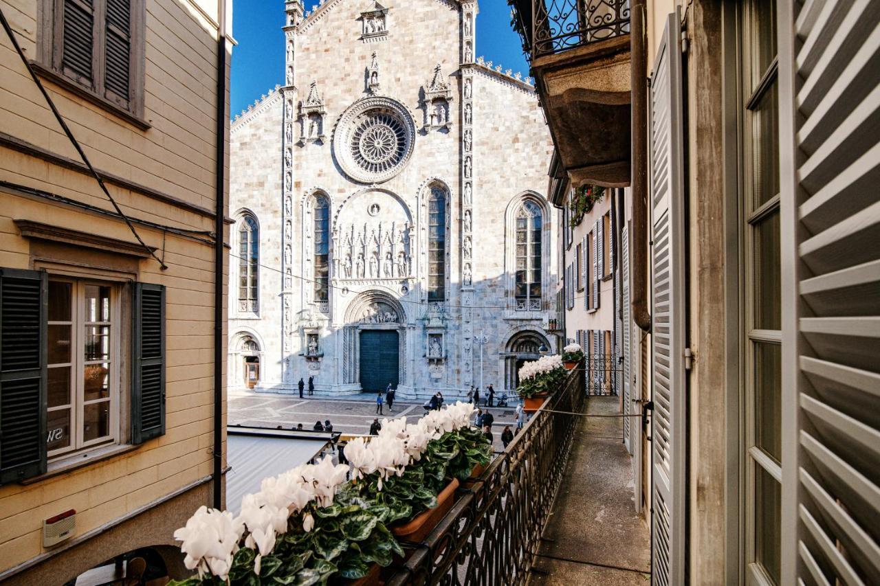 Apartment La Finestra Sul Duomo - The House Of Travelers Como