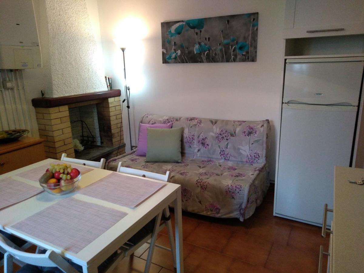 Center, Contrada Del Prato Apartment