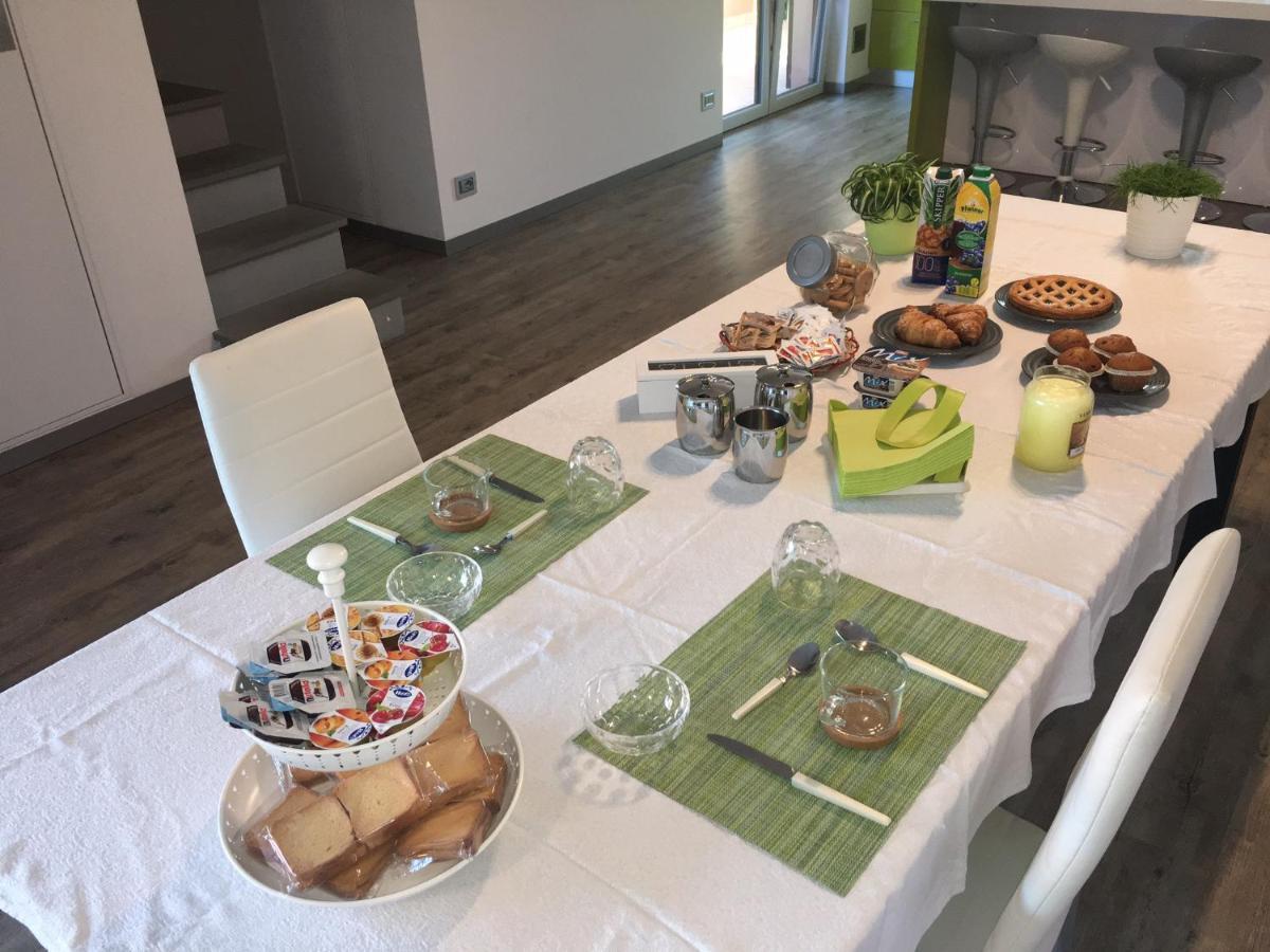 Arcobaleno Bed & Breakfast Longone al Segrino
