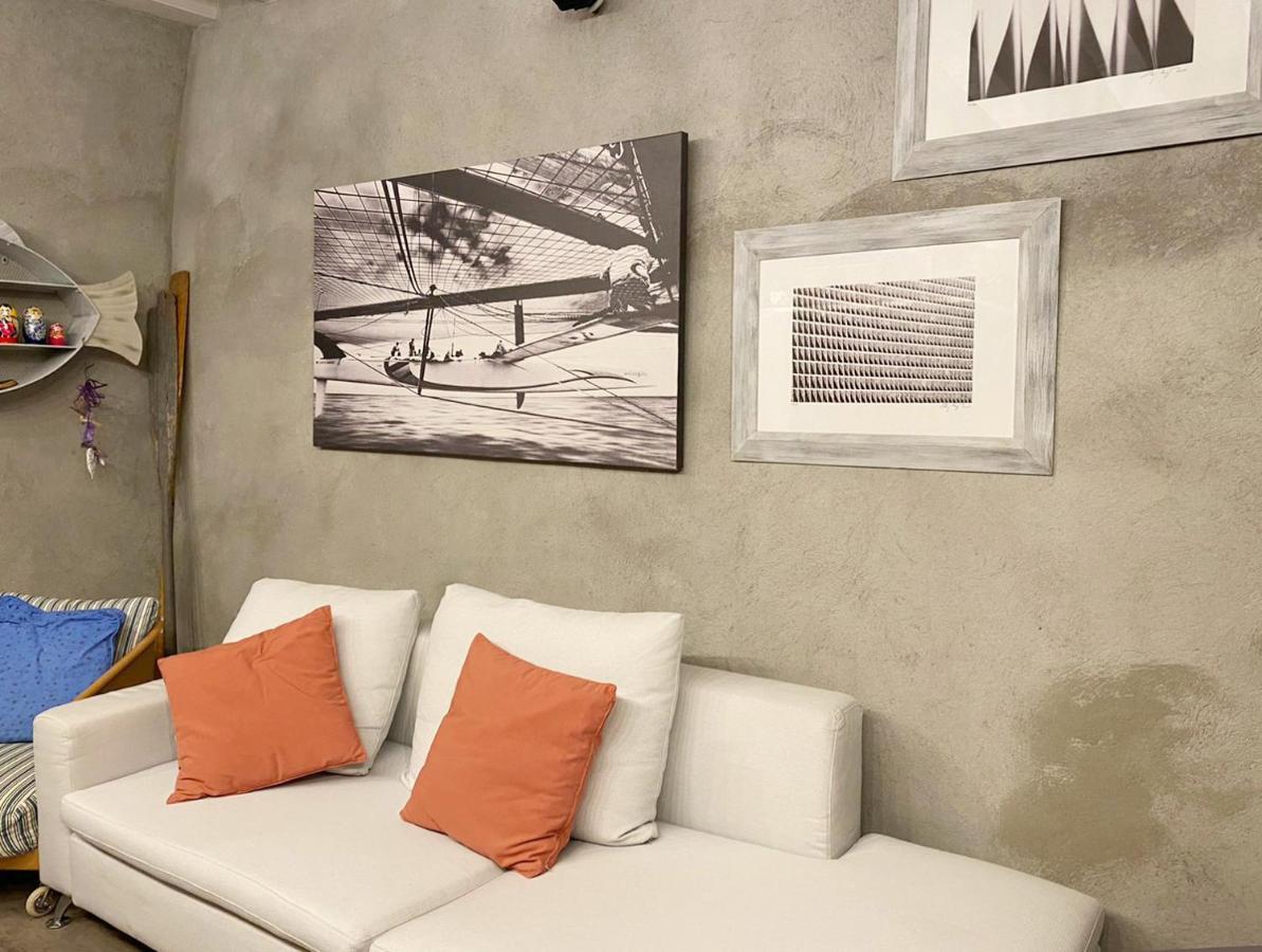 Apartment The Honeymoon Bellano