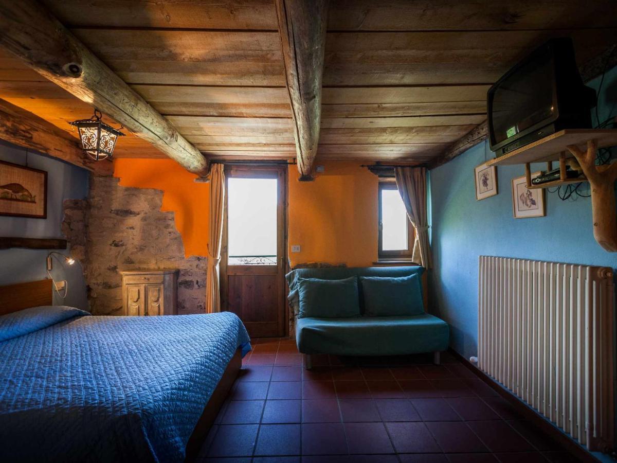 Al Marnich Farm stay Schignano (Como)