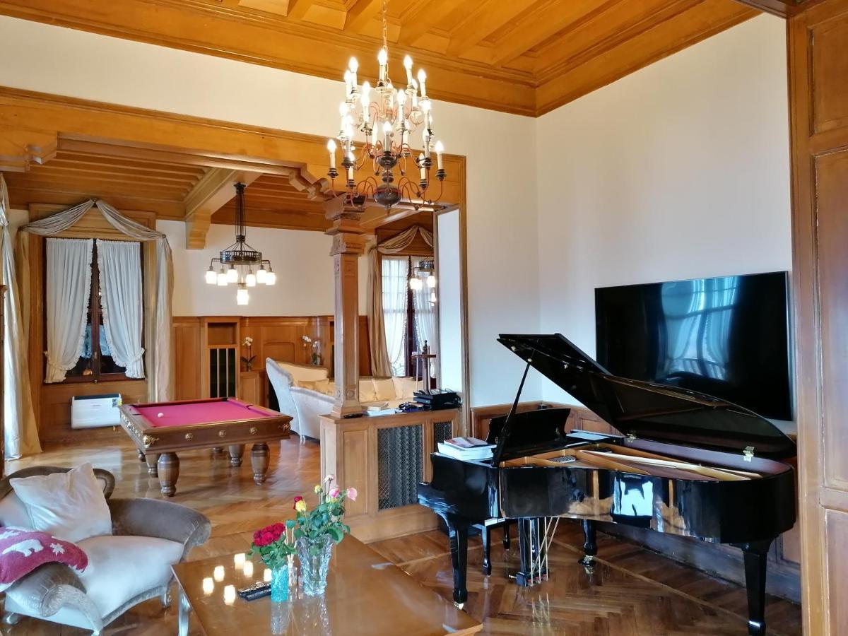 Luxury Cornelia