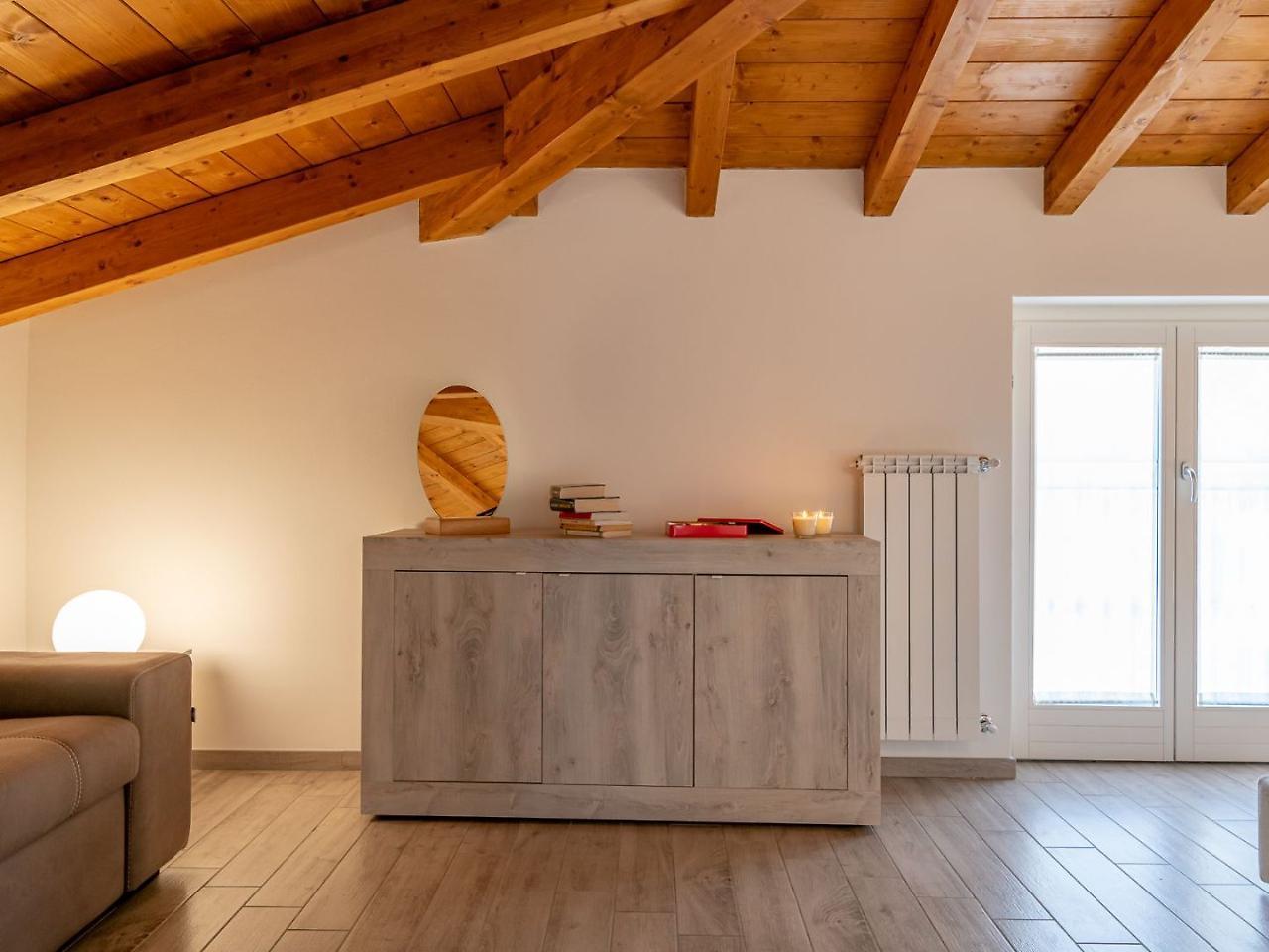 5 Il Tornante Apartment *