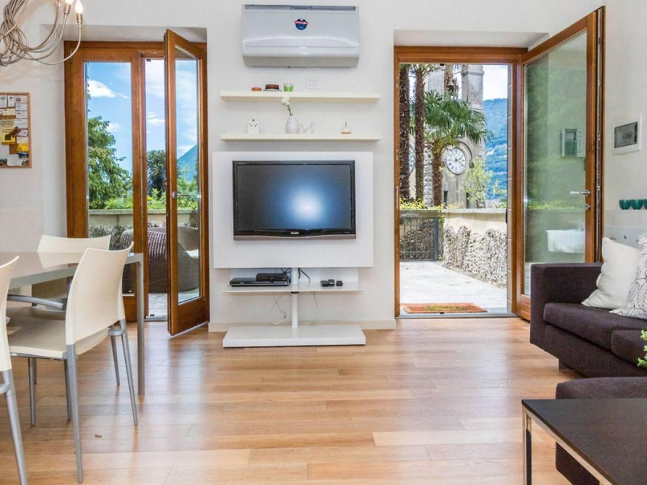 Altido Exclusive With Parking On The Lake Como Coast Apartment Faggeto Lario