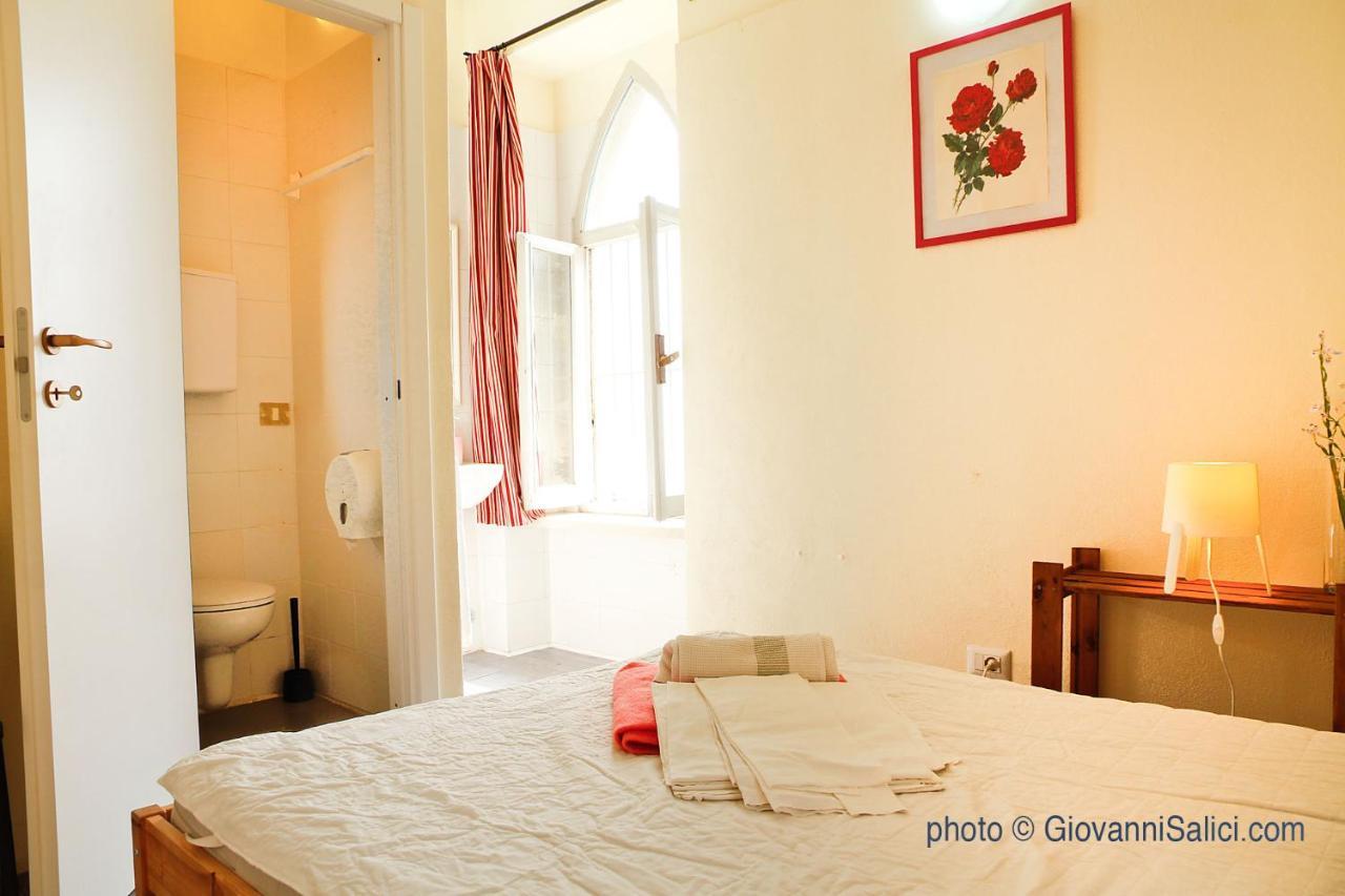 Santangela & Hostel *