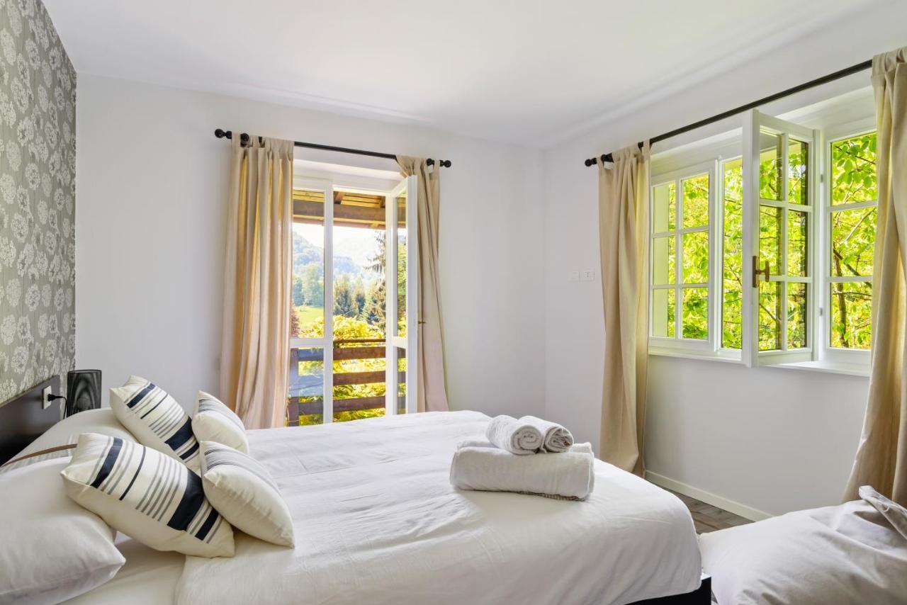 Lovely With Huge Garden Surrounded By Nature Villa