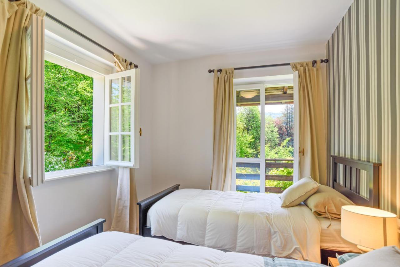 Lovely With Huge Garden Surrounded By Nature Villa *
