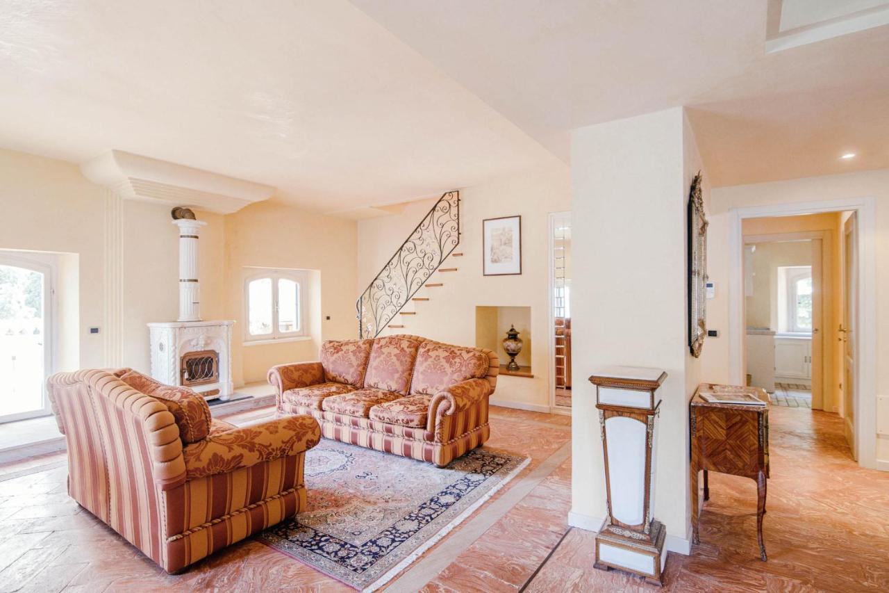 Apartment Luxury Le Rose By Myhomeincomo Moltrasio