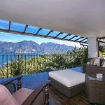 Villa La Grona