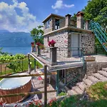 La Casetta Nel Bosco - Hot Tube And Sauna