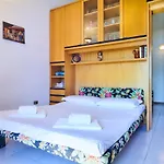 Cosy Apartment In Varenna