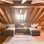 Santa Giuliana Apartment