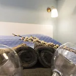 Two-Bedroom Apartment Rise And Shine