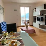 Apartment The Silver With Terrace Lake View