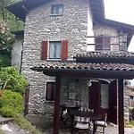 Prima Del Bosco