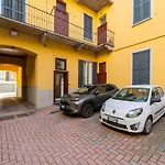 Modern Apartment At Via Carloni By Wonderful Italy