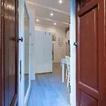 Modern Apartment At Via Carloni By Wonderful Italy