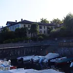 Vista Lago Apartment