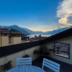 Skyway Apartment With Private Lake View Terrace