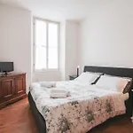 Lario Elegante