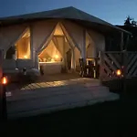 Luxury Lodge