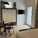 Room 1913