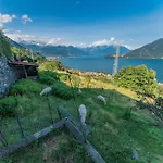Eagle House, Vista Lago Pazzesca