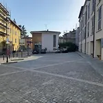 Parini Hotel