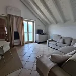 Lakecomoweb Apartments