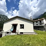 La Torre - Lake View In Paradise